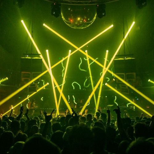 I Just Wanne Go Back To 1999 - Techno