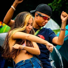 Calma ai paizão ele nem encostou nela Sarrei