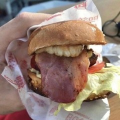 burger is crazy - Casualcombat_E04