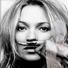 KATE MOSS (KATE! KATE!)