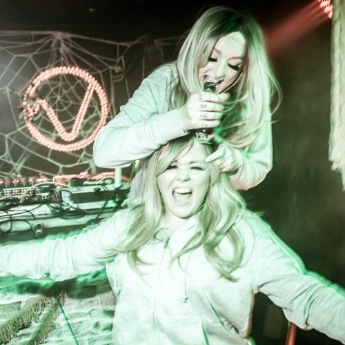 It's Britneys Bitch : DJ Can't Say No B2B DJ Daisycakes ✂️✂️✂️💅💅💅