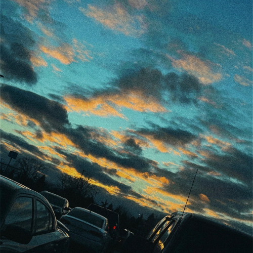 girls like u hate guys like me