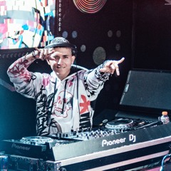 ESCUCHALO !!! LIVE SET  DJ TAVO BOLIVAR