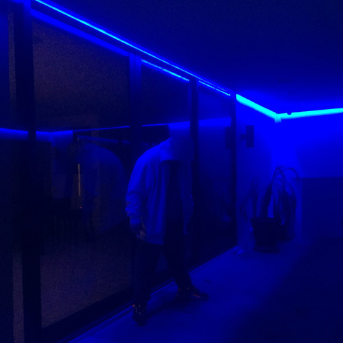 MIDNIGHT HEARTBREAK