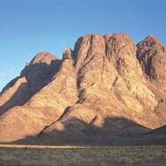 02 Seeing Stars In The Desert