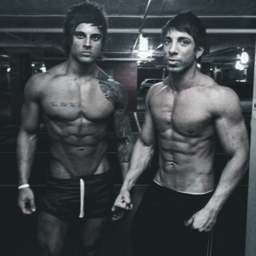 GYM HARDSTYLE - Middle of the Night Dom Livez Hardstyle Remix (4K)(MP3_320K).mp3