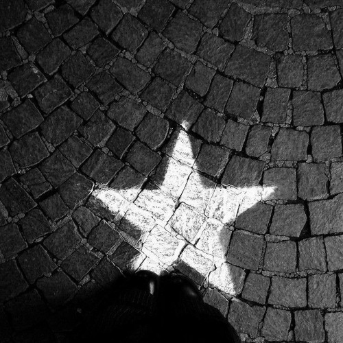 أنا السويته لك محد مسويه ..