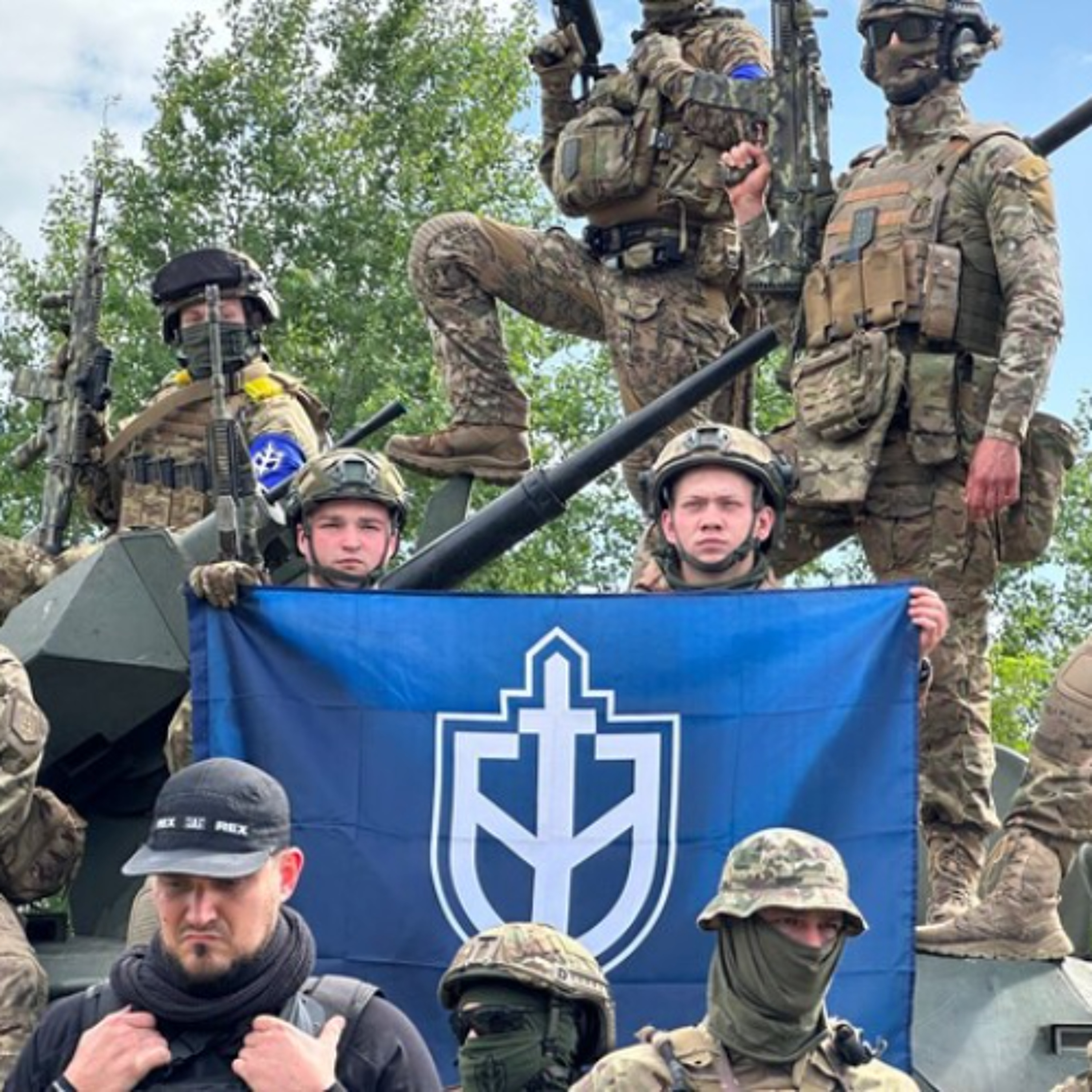Дебют Александра Великого, Йорки проти Ланкастерів, всі проти імператора, війна повертається до Росії | Той День Коли: 22 травня