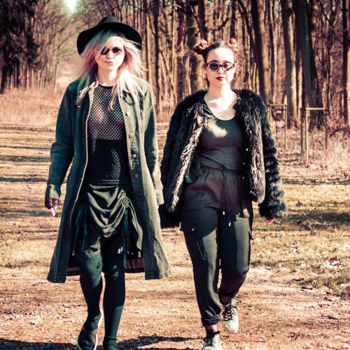 Stream DJ Nadja & Babygal Sarah Maniak (OFFICIAL TRACK) by Dj Nadja