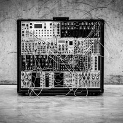 Eurorack and Modular Synthesizers: I Dream Of Wires