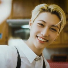Your eyes/stray kids