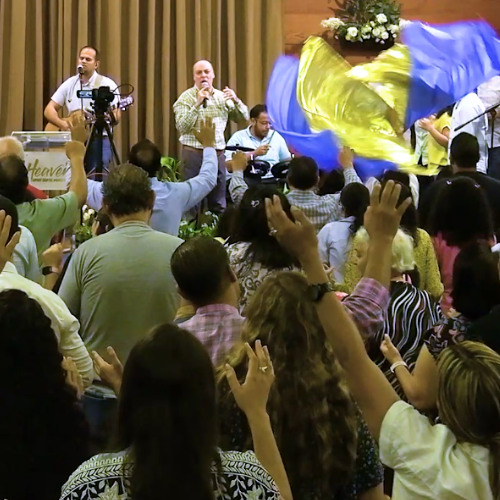 تسبيح عظة إله الإنقاذ ينقذك من لعنات الآباء والأجداد/ 8 أكتوبر 2025/ د. ثروت ماهر/ السماء على الأرض