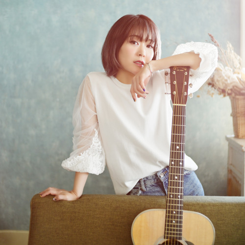 Megumi Mori Re:Make1 森恵 直筆サイン入りピック付き 51ePP8CaK1L._AC_SY200_QL15_.jpg