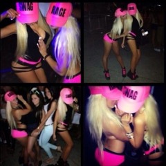 Model Biches In Da Club