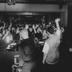 DJ 1/2