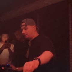 Sunglasses at Night (tiefundton)