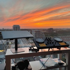 The City Is My Dancefloor Vol. 5 Ft. uramakiuramaki - Tech House Debut