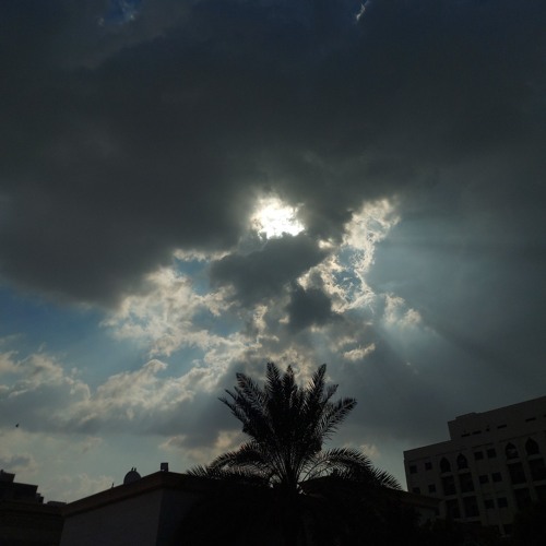 أنا بدونك ما مرتاح ~ مسرع