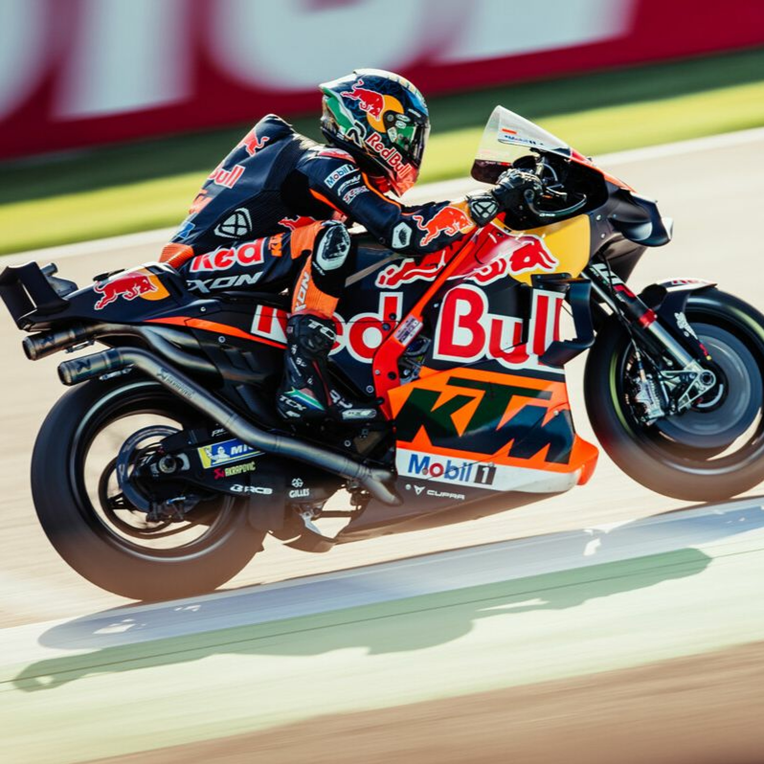 Paddock Notes - Japan Friday: Lap-record breakers