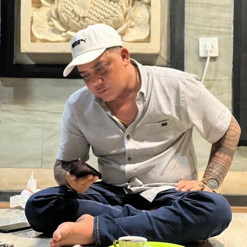 Welcome 2024 Special Request Paktut Elang - KRISHNA GOVINDRA