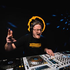 🎧 CHULO @ DROPZONE – RESIDENT PRESSURE! 🎧