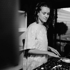 Alina Vecherinka - Live Mix For Tonearm DJ School