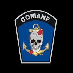 Numa noite escura, dentro da água...