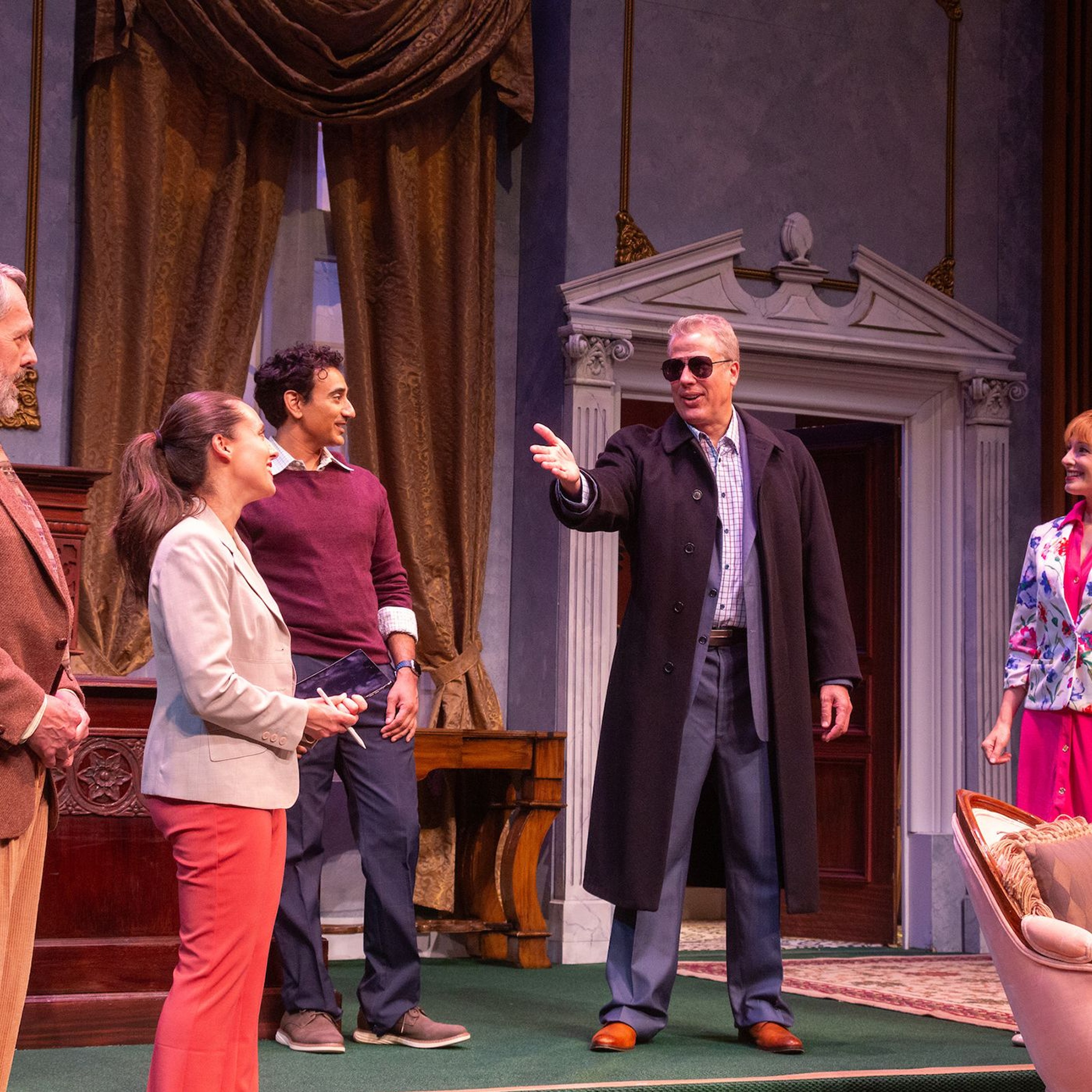The Outsider @ International City Theatre - Review episode artwork