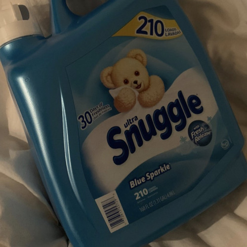 Summer 01 : snuggle