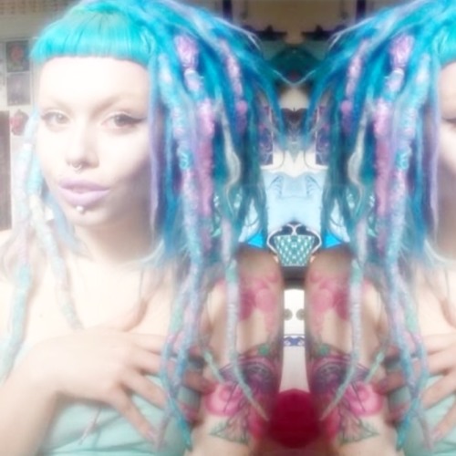 i’m a naangell ii thought ii told u loll )aresden(