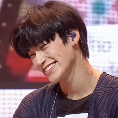 ATEEZ SAN 산 ‘이하이 - 한숨’