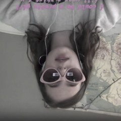 Clairo - Pretty Girl (JUNIPR Oversized Kick Edit)// FREE DOWNLOAD