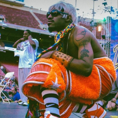 Outkast x Toni Braxton I LIKE THE WAY YOU MOVE/ YOU'RE MAKIN ME HIGH