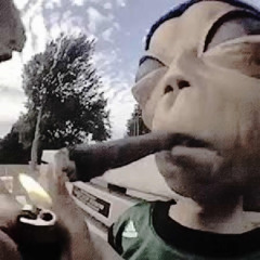 lonely alien prod. by Marko Lenz