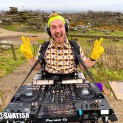 Mental DJ goes rock climbing!