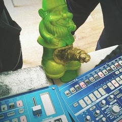 LuuZz & BaTzZB3Nz3R @ ScHo WiDD3r DaT KN!3 W3GG3rAM3LT