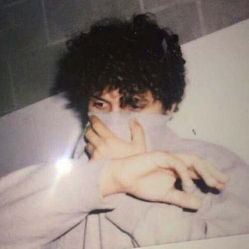 16YROLD SIGCARLITO - 2HI SLOWED AND PITCHED