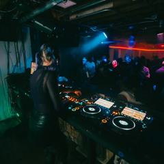 Lainey Kate: Opening Set for Dantiez @ Rated Ultra Lounge [12.10.22]