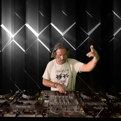 DJ Mathon is in the house Bar Nola Live set 30-08-2025