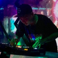A NST Ba Nhô tập chơi DJ sương sương nhẹ