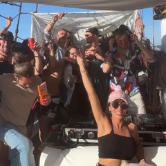 Ibiza | got u on the boat