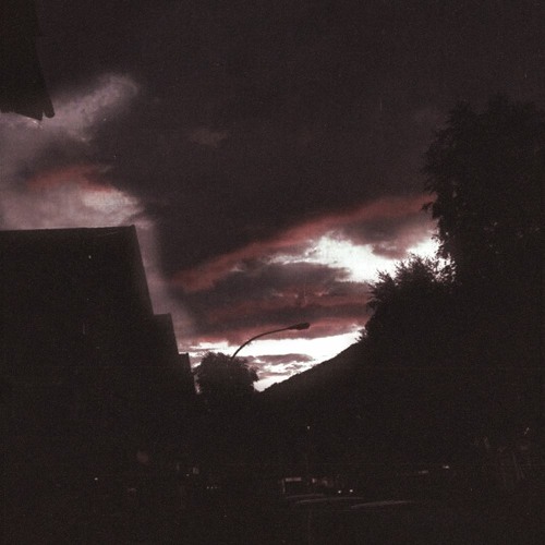 M.O.T.Y - INNER DEMONS Freestyle (when the sky turned red pt.1)