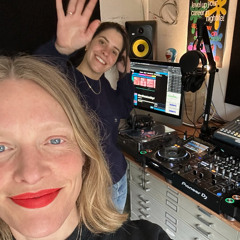 Friday is a Sunday #37 by Lien & Roelien - 18-04-25