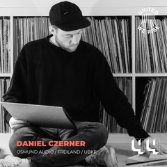 Daniel Czerner presents United We Rise Podcast Nr. 044