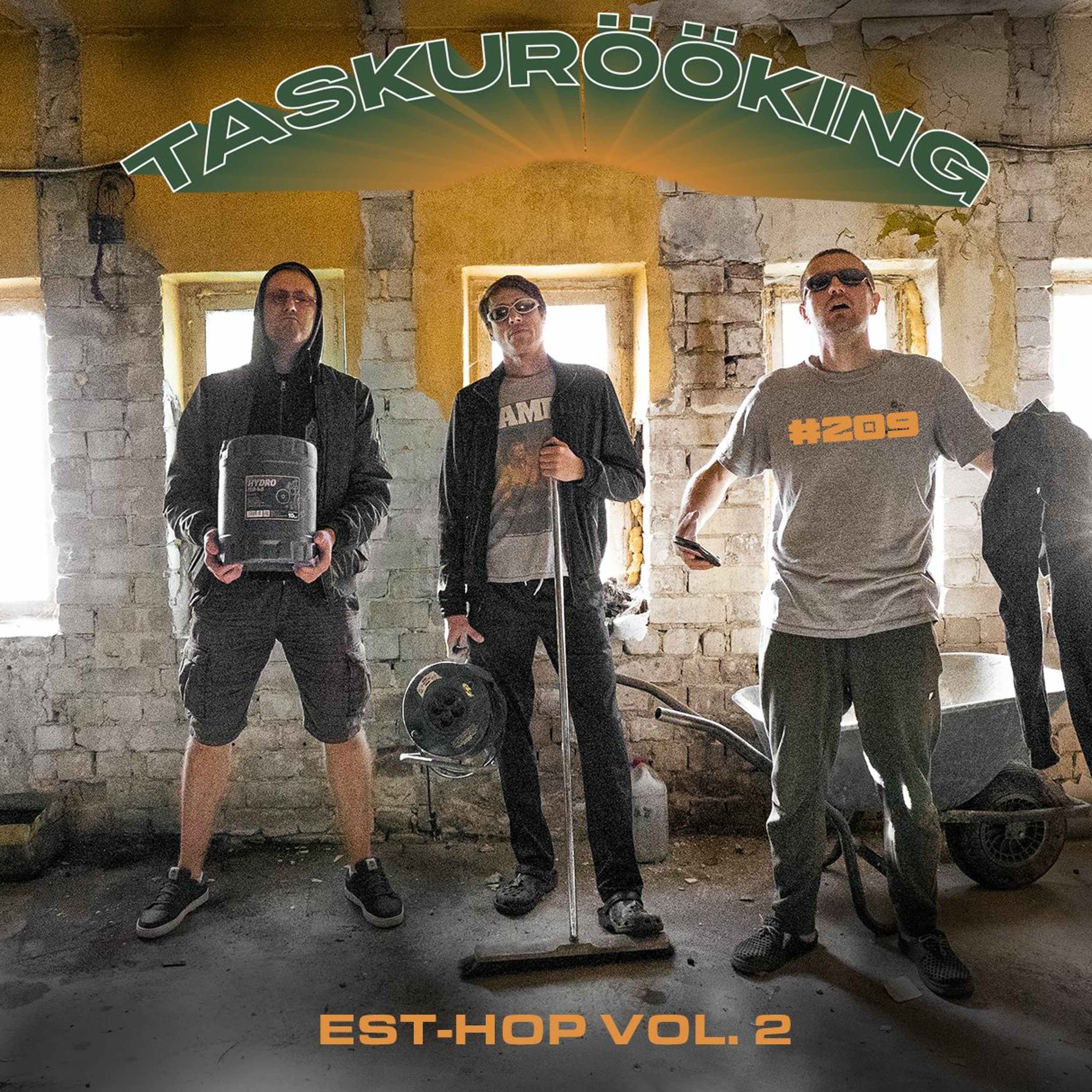 TASKURÖÖKING
