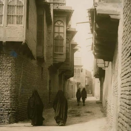 - هم رجع قلبي يحن -