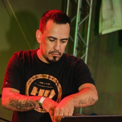 MTG - DENTRO DA EVOQUE PRATA - DJ COCÃO