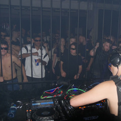 Cristobal Pesce Closing by El Diablo Techno Balkon (SCHRANZ)