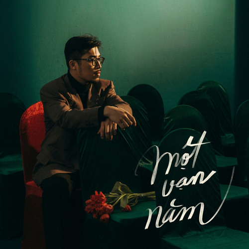 Chợt Nhìn Nhau
