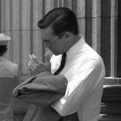 ‎⁨لأن العُمر مره إسمعي داخلي وش يقول⁩